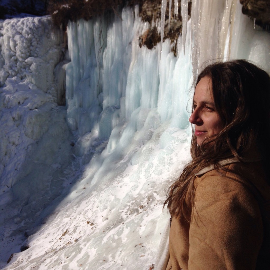 Cachoeira congelada em Minnesota
