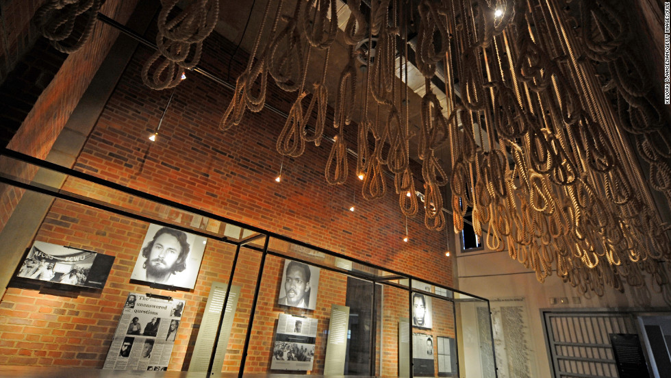 O dinâmico Apartheid Museum em Joanesburgo, na África do Sul