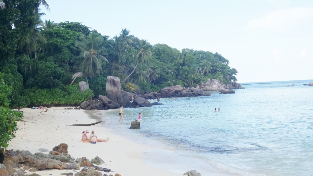 Praia Anse Royale, em Seychelles.