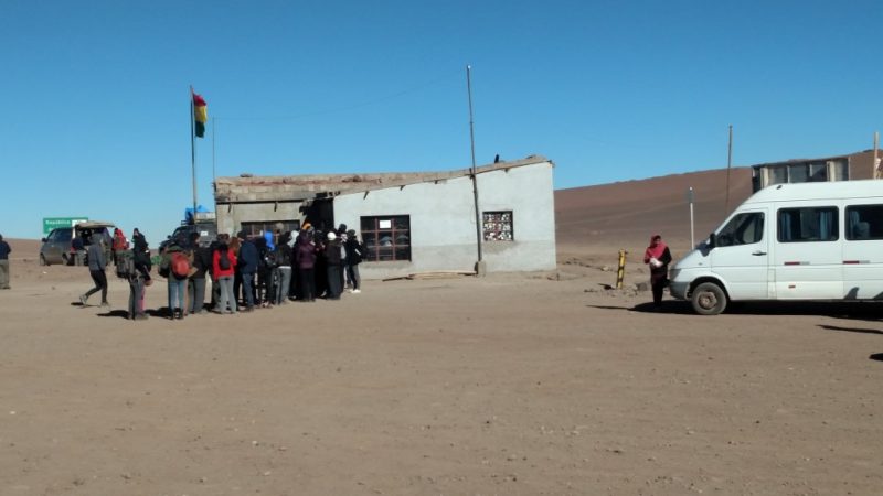 Imigração entre Chile e Bolívia, para trajeto entre Atacama e Salar de Uyuni,