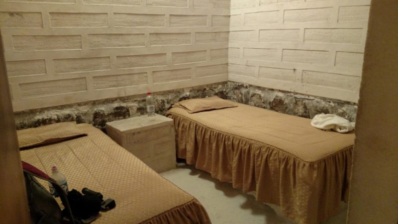 Quarto em refugio, lugar usado como hospedagem no Salar de Uyuni.