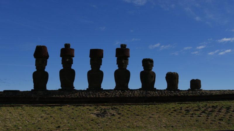 Estátuas Moais na Ilha de Páscoa, no Chile.