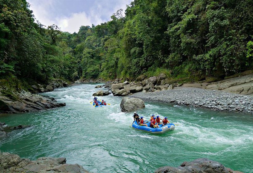 Rafting no Rio Pacuare, em Turrialba, Costa Rica