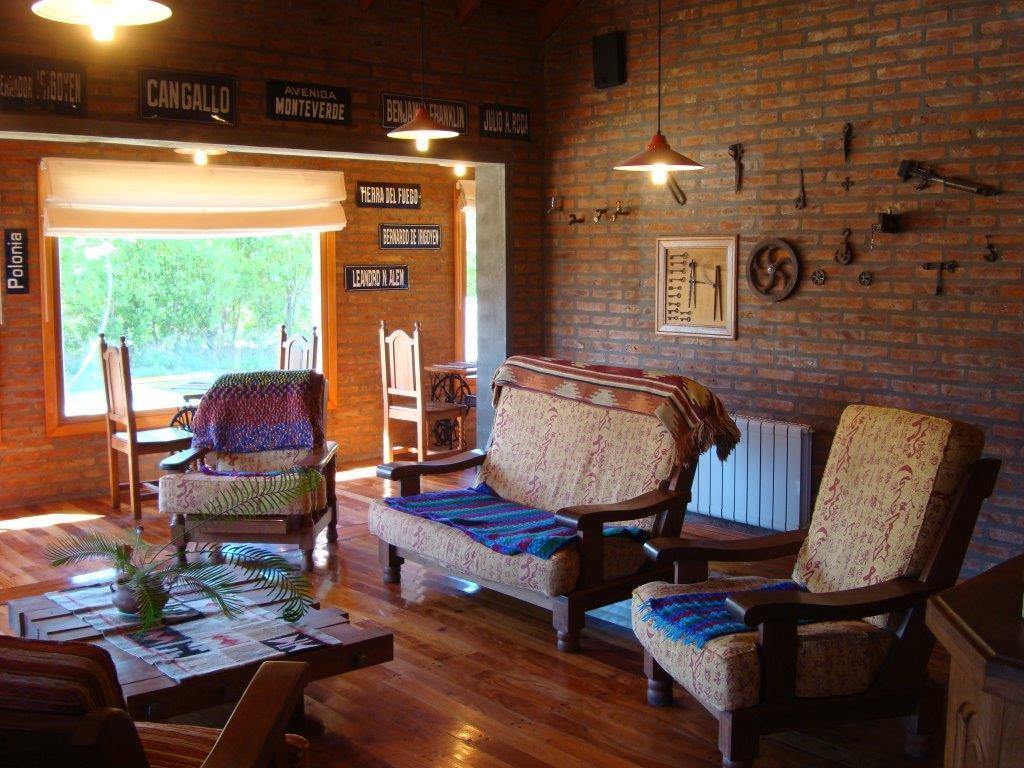 Clique na foto e saiba mais sobre o Hosteria Miyazato Inn, hotel em El Calafate, Argentina. 