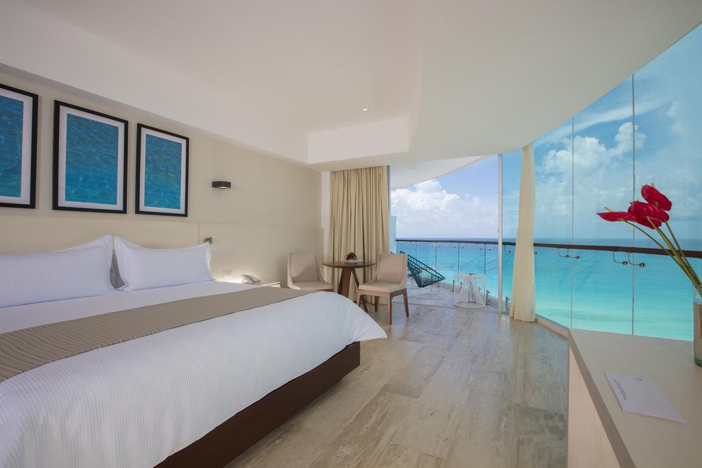 Clique na foto e saiba mais sobre o Krystal Grand Cancun Resort All Inclusive, no México. 