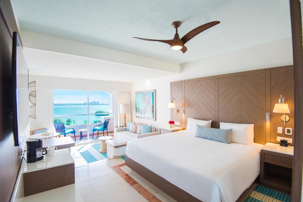 Clique na foto e saiba mais sobre o Wyndham Alltra Resort All Inclusive, em Cancun, no México. 