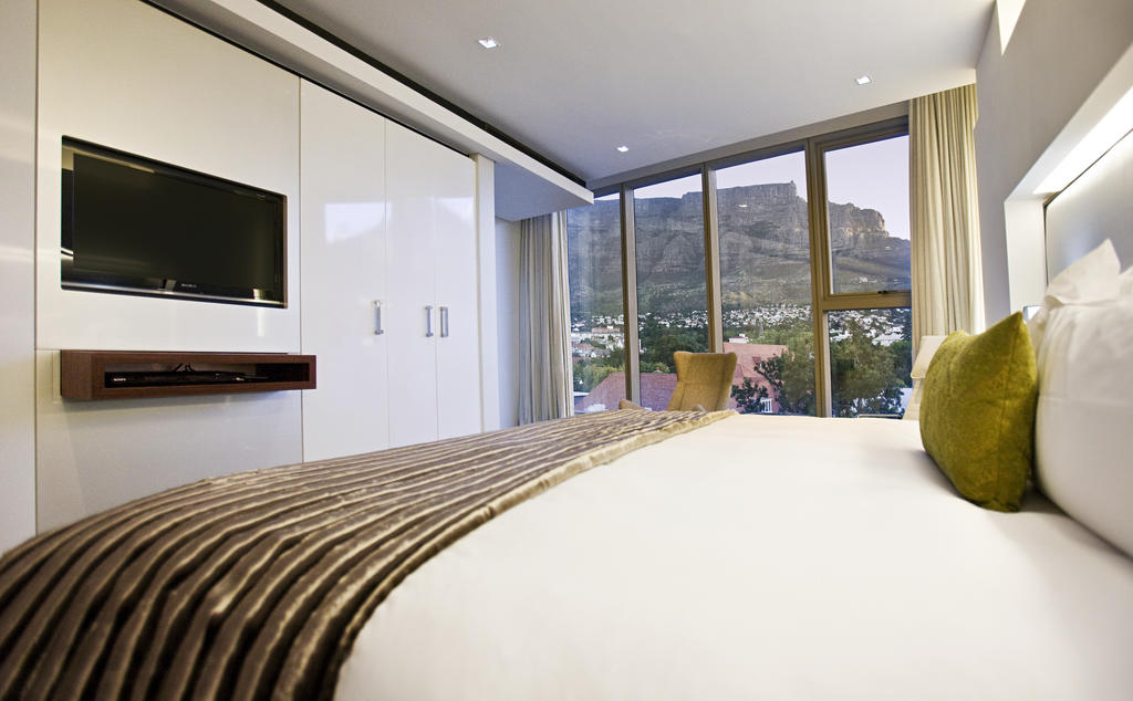 Clique na foto para fazer sua reserva no 15 on Orange, hotel em Cape Town, África do Sul.