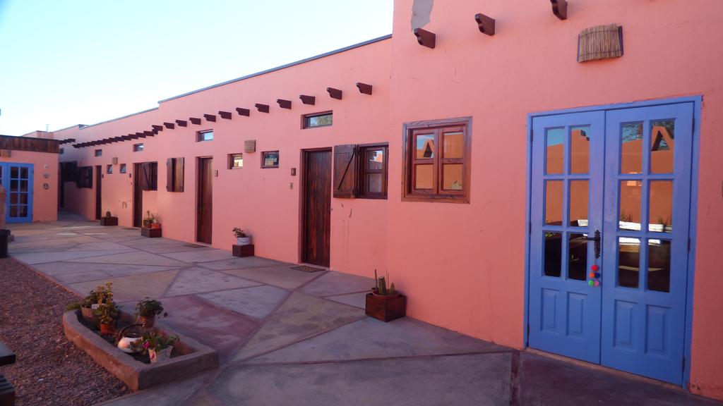 Clique na foto e faça sua reserva no Hostal Montepardo, no Deserto de San Pedro de Atacama, no Chile.