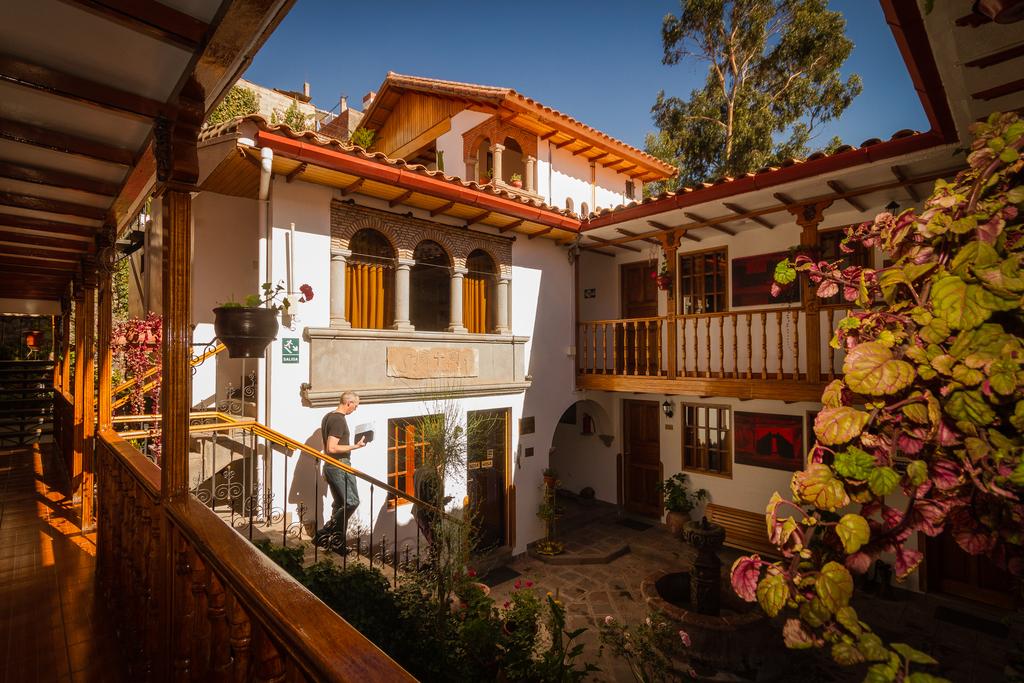 Clique na foto para fazer sua reserva no Rumi Punku, hotel em Cusco, Peru.