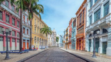 Rua do Bom Jesus, em Recife, é uma das ruas mais bonitas do mundo.