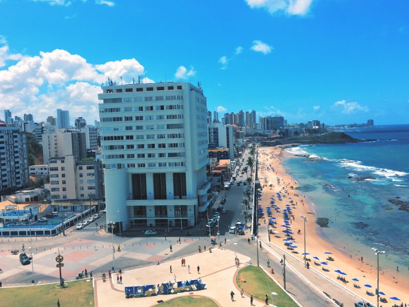 Orla da Praia da Barra, em Salvador, Bahia.