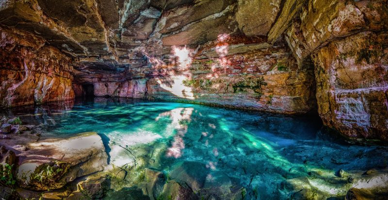 Gruta da Lagoa Azul, na Chapada dos Guimarães, Mato Grosso.