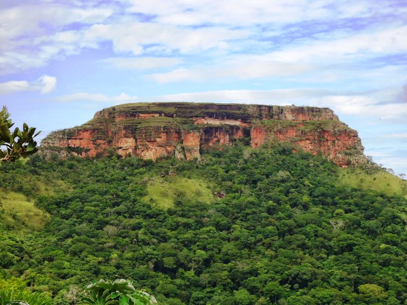 Morro São Jerônimo, na Chapada dos Guimarães, Mato Grosso.