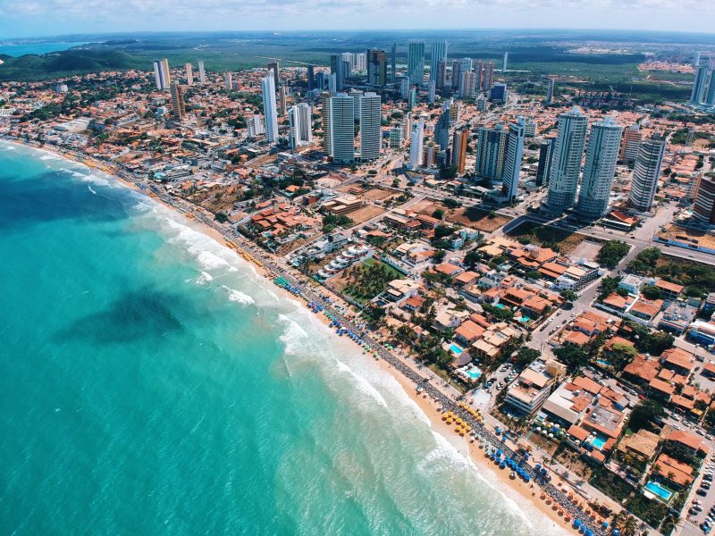 Vista aérea da Praia de Ponta Negra, em Natal, Rio Grande do Norte.